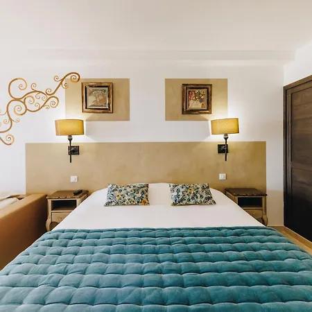 Hotel Liberata & 4*