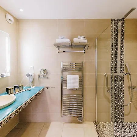 Hotel Liberata & 4*