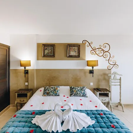 Hotel Liberata & 4*