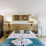 Hotel Liberata & 4*
