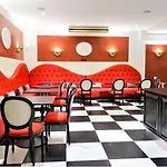 Hotel Liberata & 4*