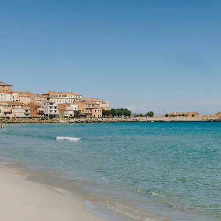 Liberata & Ξενοδοχείο LʼÎle-Rousse