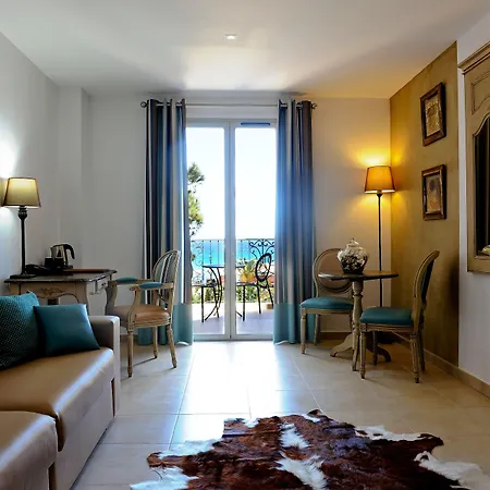 Liberata & 酒店 LʼÎle-Rousse