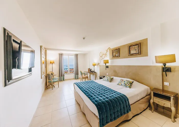 Liberata & Hotel L'Ile-Rousse (Corsica)