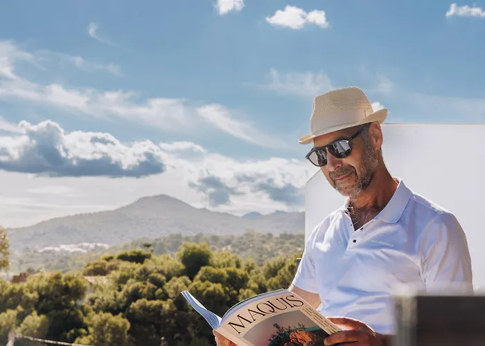 Liberata & Hotel LʼÎle-Rousse